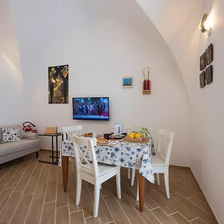 Assia * Αμάλφι